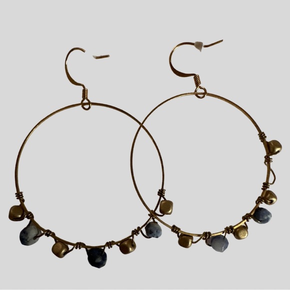 3 Siamese Accessories Dangling Earrings - Picture 7 of 13